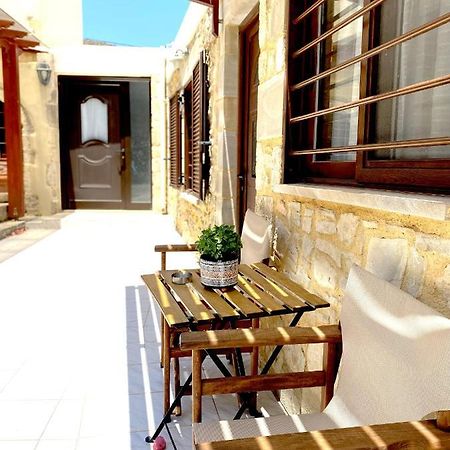 Lithos House And Studios Kissamos Bagian luar foto
